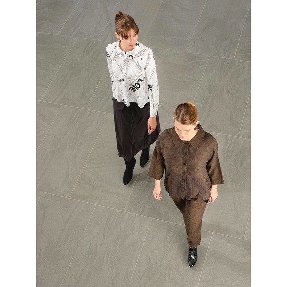 Ever Sassy Women's Black Midi Skirt Size L One Pocket NWT - Picture 4 of 4